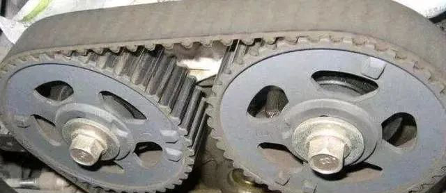 汽車維修看這篇文章就夠了！-第4張圖片-鄭州市冠恒貿易有限公司【官方網站】-車用潤滑油服務專家